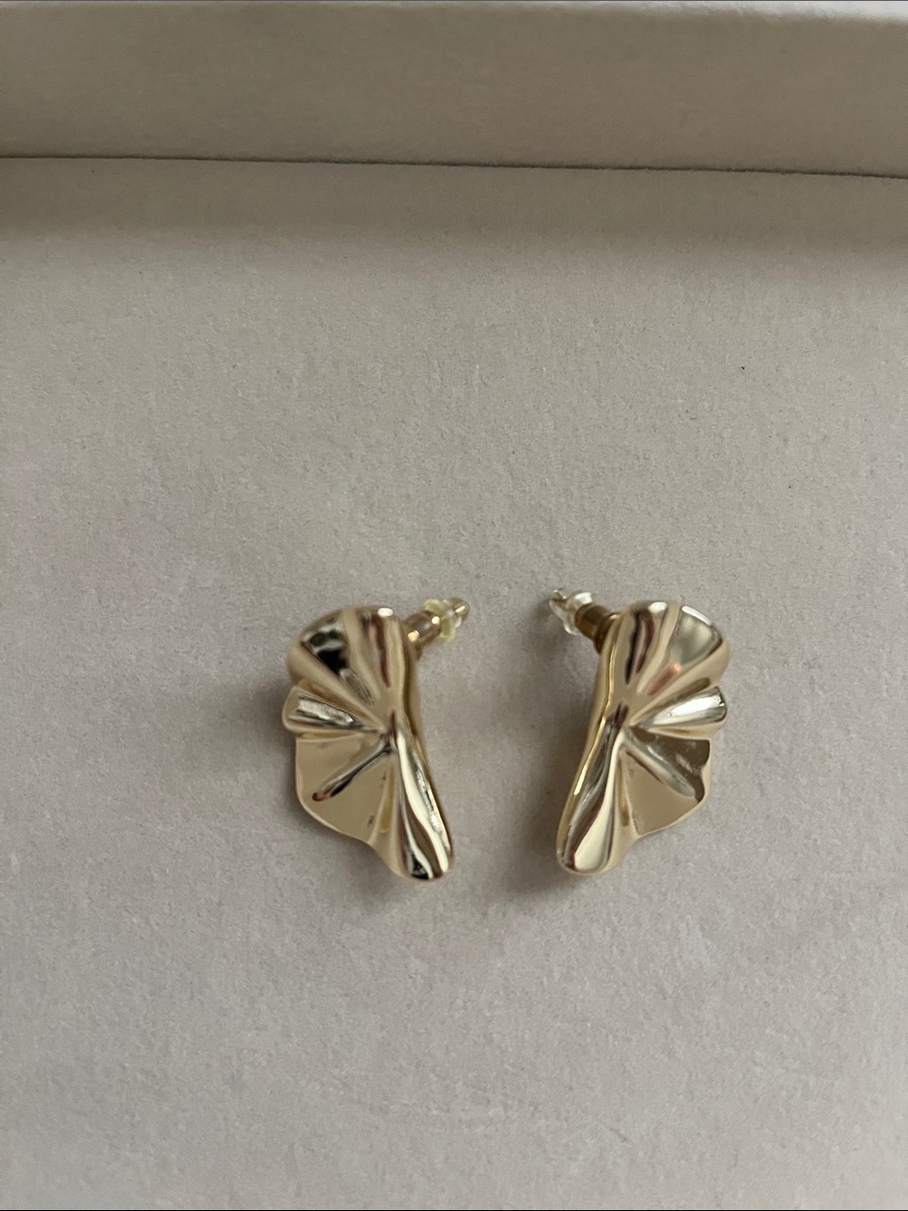 Gold Abstract Petal Stud Earrings - Women Jewelry